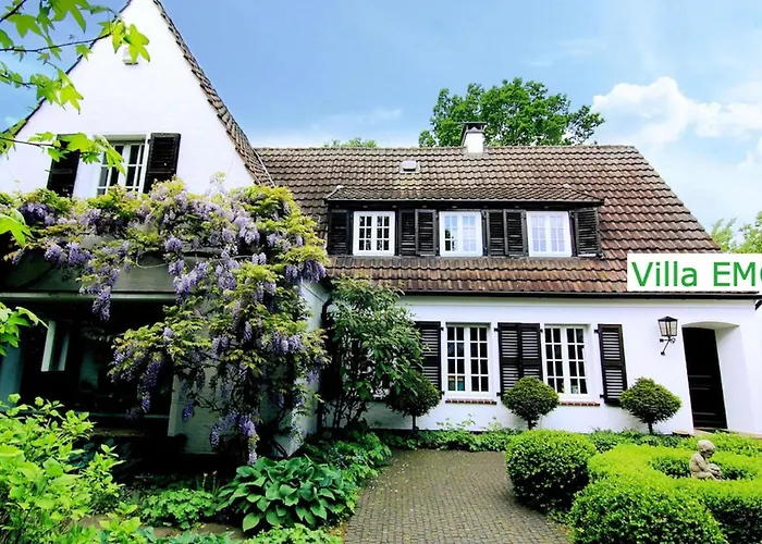 Villa Luxus Emg Nah Muenster, Osnabrueck, Rheine Fuer Familien Gruppen Bis 17 Personen, Pool, Whirlpool, Garten, Kamin, 6sz *