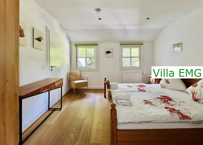 Luxus Emg Nah Muenster, Osnabrueck, Rheine Fuer Familien Gruppen Bis 17 Personen, Pool, Whirlpool, Garten, Kamin, 6sz Villa