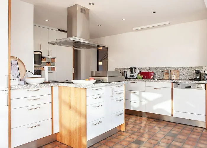 Villa Luxus Emg Nah Muenster, Osnabrueck, Rheine Fuer Familien Gruppen Bis 17 Personen, Pool, Whirlpool, Garten, Kamin, 6sz