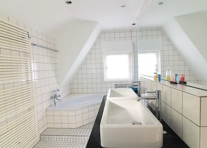 Luxus Emg Nah Muenster, Osnabrueck, Rheine Fuer Familien Gruppen Bis 17 Personen, Pool, Whirlpool, Garten, Kamin, 6sz Villa Emsdetten