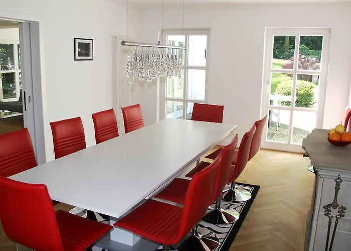 Villa Luxus Emg Nah Muenster, Osnabrueck, Rheine Fuer Familien Gruppen Bis 17 Personen, Pool, Whirlpool, Garten, Kamin, 6sz Emsdetten